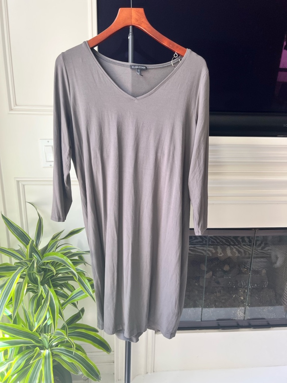 Eileen Fisher 3/4 sleeve V-Neck Jersey Dress in Light Gray/Mushroom